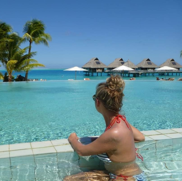 Meet your Posher, Stefanie - Picture 3 of 7